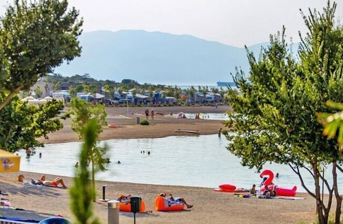 Omisalj House | Mobile Homes in Camping Omisalj, island Krk, with swimmingpool