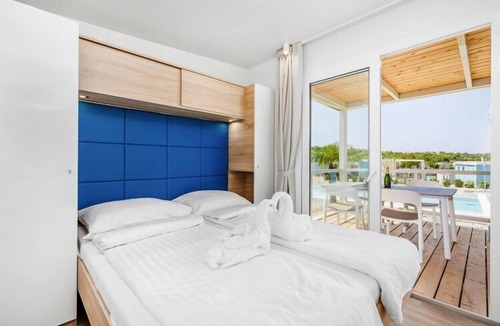 Omisalj House | Mobile Homes in Camping Omisalj, island Krk, with swimmingpool