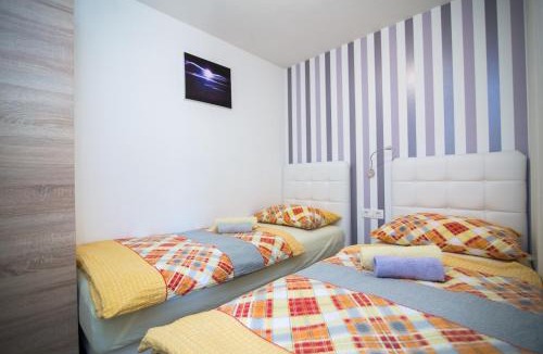 Dobropoljana Resort | Mobile Homes Pine Tree