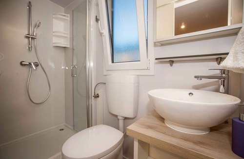 Punat House | Mobilehome with swimming pool