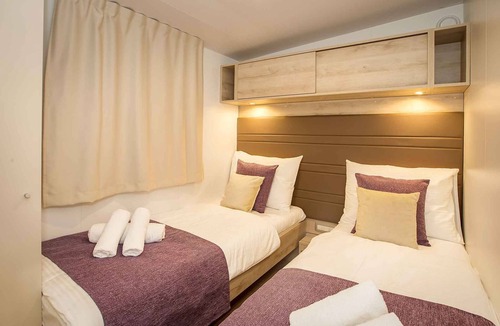 Punat House | Mobilehome with swimming pool