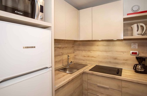 Punat House | Mobilehome with swimming pool