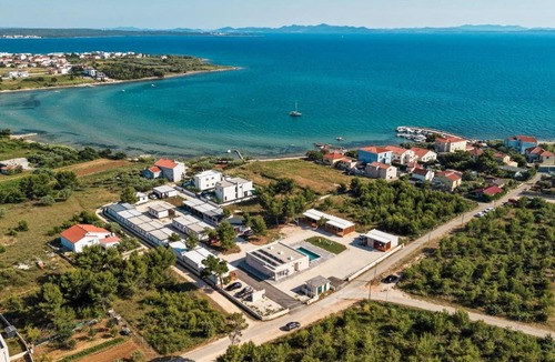 Privlaka House | Mobilhome Nico - Privlaka Camping with Pool