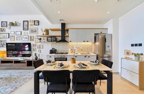 Dubai Apartment | Modern 1BR Retreat in Collective 2.0 Dubai Hills