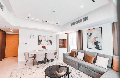 Al Danah Apartment | Modern Family Apartment Abu Dhabi, 2-BD Beach View