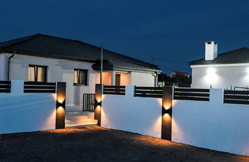Gornji Zemunik Villa | Modern house with pool & indoor heated jacuzzi