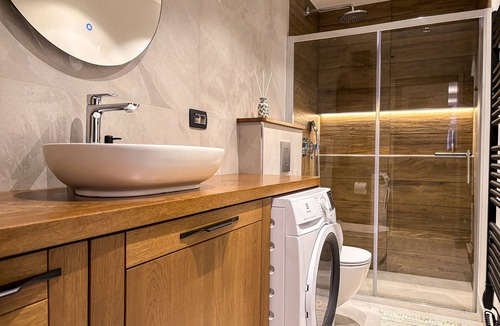 Gozd Martuljek Apartment | Modern & peaceful apartment Leon