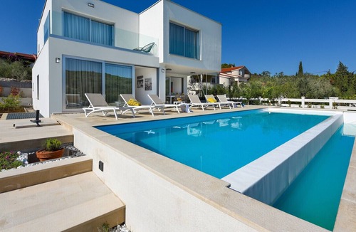 Kali Villa | Modern Villa InBlue, on the Island of Ugljan