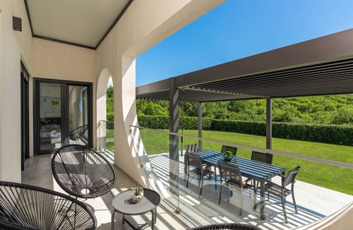 Nova Vas Villa | Modern Villa Rea with Pool and Spectacular Views of the Sea and Valley