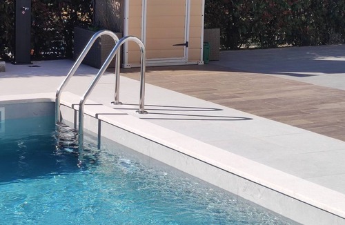 Novigrad House | Moderne Villa in Ruhiger Lage mit Garten für 6 P., 500m zum Strand, 2 Parkplätze