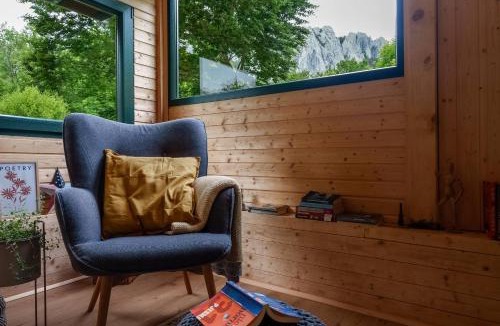 Karlobag Ski Chalet | Mountain Retreat Stars Peak