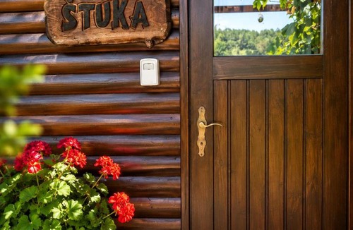 Duga Resa House | Mrežnička idila resort- private resort with swimming pool and hot tube near Mrežnica river