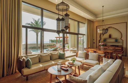 Al Aqah Hotel | Naama Beach Villas & Spa