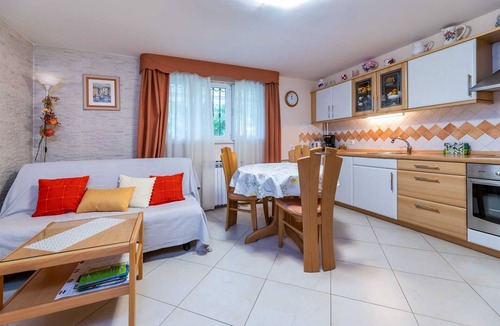 Jurandvor Apartment | Nadica Souterrain - Cozy 1BR Apartment for Two