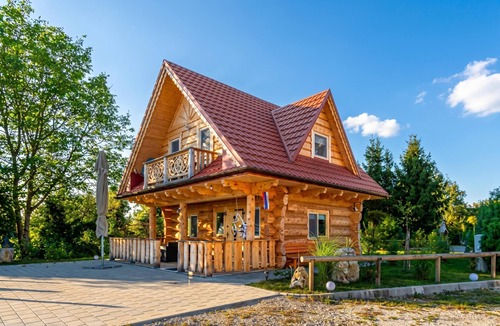 Podcetrtek Ski Chalet | Nativa Log Cabin with Sauna, Podčetrtek, Slovenia