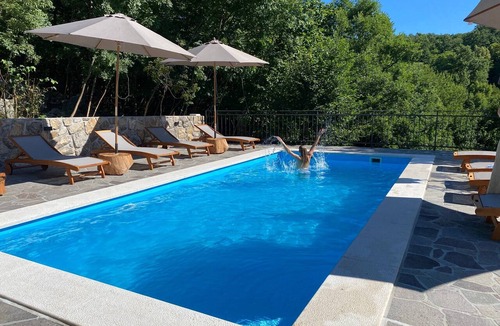 Zvonece Apartment | Nature & Pool Escape - Apartment 1, Zvoneća, Croatia