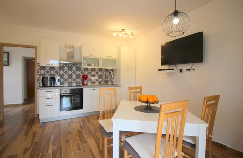 Mali Maj Apartment | Near the beach, air-conditioned, quiet location,family-friendly