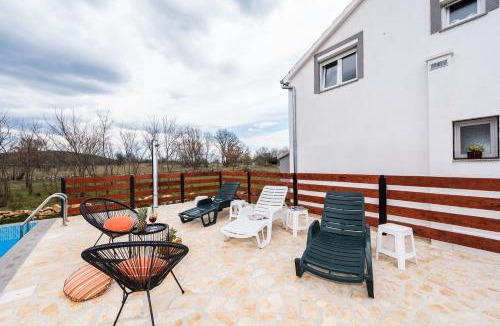 Trilj House | Nerona
