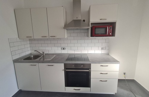 Bodesce Apartment | New and fully equipped air-conditioned modern studio in green SLO ID 100070