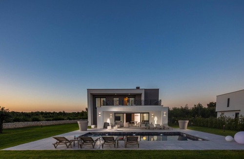 Butkovici Villa | New! Luxury Villa Montira - 50 m2 heated pool family bbq