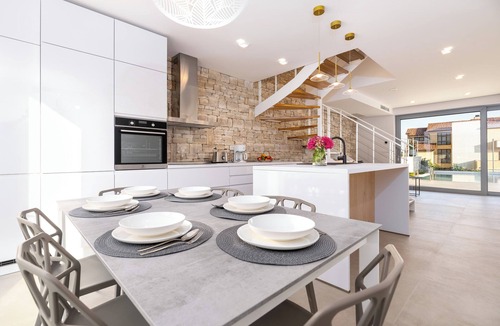 Krk Villa | New villa with pool, beach - TRAVELER Reibeburo Krk - ID 2395