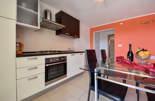 Jezera Apartment | Nice apartment for 2 people with WIFI, A/C, TV and terrace