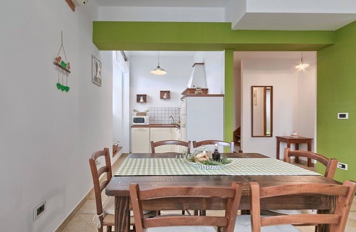Vintijan Apartment | Nice apartment for 5 guests with A/C, WIFI, TV and terrace
