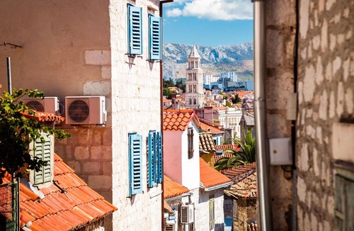 Znjan Apartment | Nice apartment for 5 guests with WIFI, A/C, TV and terrace