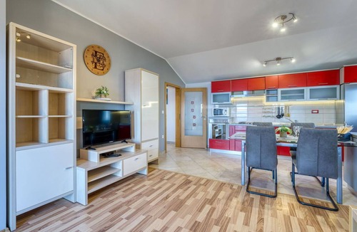 Tulisevica Apartment | Nice apartment for 5 people with WIFI, A/C, TV, terrace and panoramic view