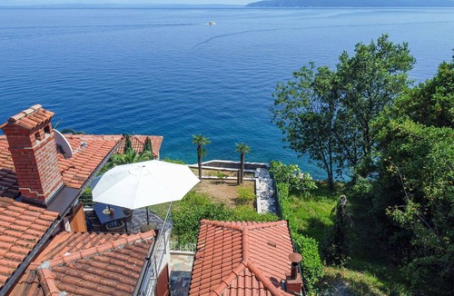 Medveja Apartment | Nice apartment for 6 guests with WIFI, A/C, TV and patio