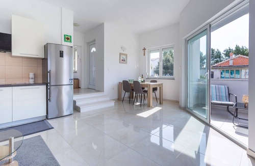 Barbat na Rabu Apartment | Nice apartment in Barbat with WiFi