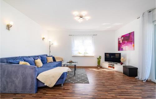 Gornji Karin Apartment | Nice Apartment In Karin Gornji With Wifi