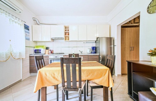 Kustici Apartment | Nice apartment in Kustici with WiFi