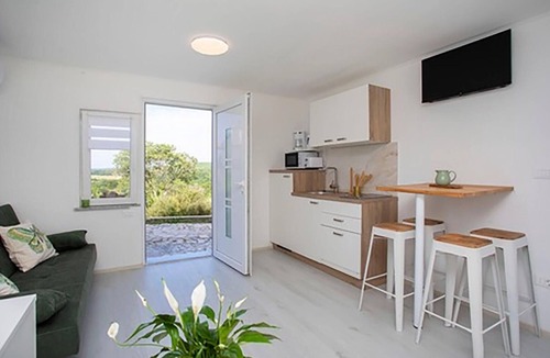 Ripenda Verbanci Apartment | Nice apartment in Labin with WiFi