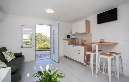Ripenda Verbanci Apartment | Nice Apartment In Labin With Wifi