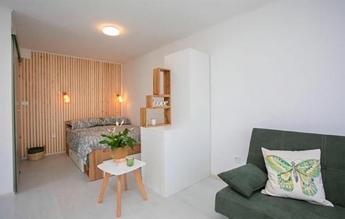 Ripenda Verbanci Apartment | Nice Apartment In Labin With Wifi