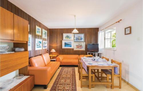 Bidol Apartment | Nice Apartment In Makarska