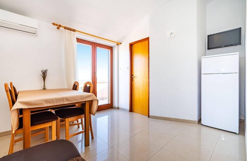 Nevidane Apartment | Nice apartment in Nevidane with house sea view