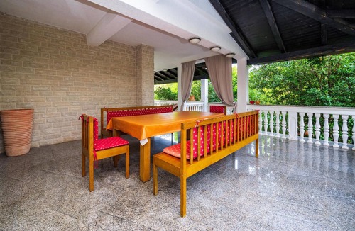 Pjescana Uvala Apartment | Nice apartment in Pula with swimming pool