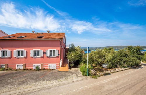 Punat Apartment | Nice apartment in Punat with WiFi