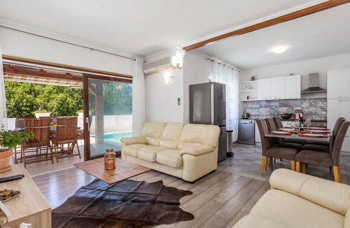 Rijeka Apartment | Nice apartment in Rijeka