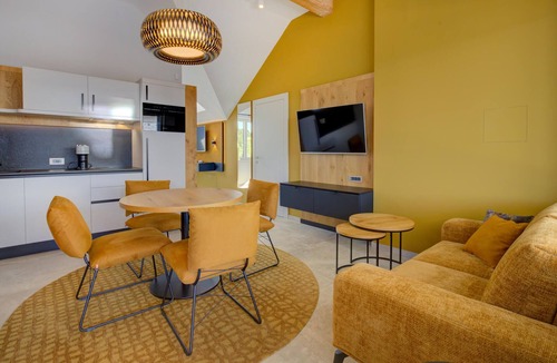 Tisina Apartment | Nice apartment in Rogasovci with sauna