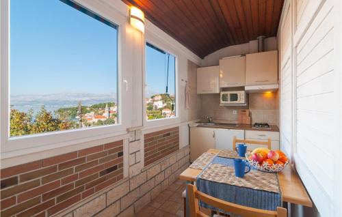 Splitska Apartment | Nice Apartment In Splitska With Wifi