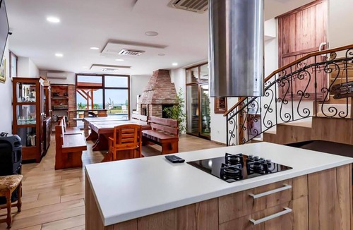 Aljmas House | Nice home in Aljmas with sauna