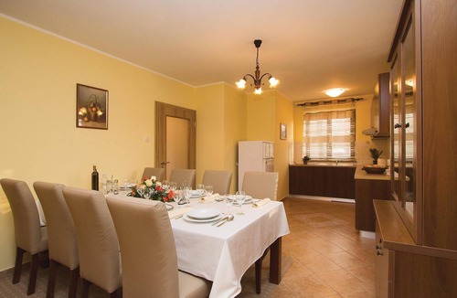 Jursici House | Nice home in Bonasini