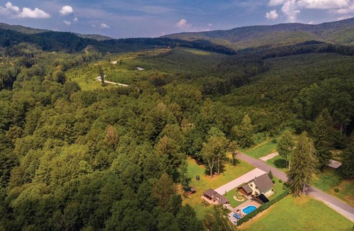 Brestovac House | Nice home in Brestovac with sauna