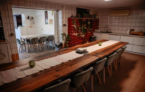 Durdevac House | Nice Home In Budrovac With Sauna