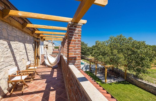 Cabrunici House | Nice home in Cabrunici