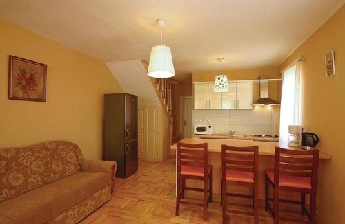 Crni Kal House | Nice home in Crni Kal