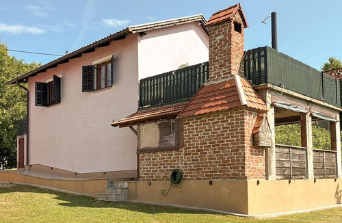 Hrascina House | Nice home in Donji Kraljevec with WiFi